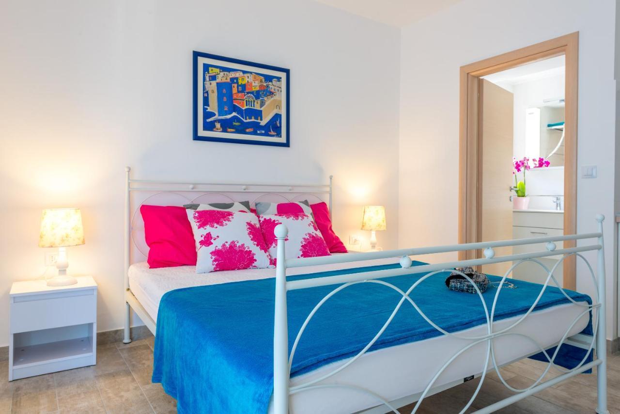 Mihaela & Brigita Bayview Studio Apartments Ragusa Esterno foto